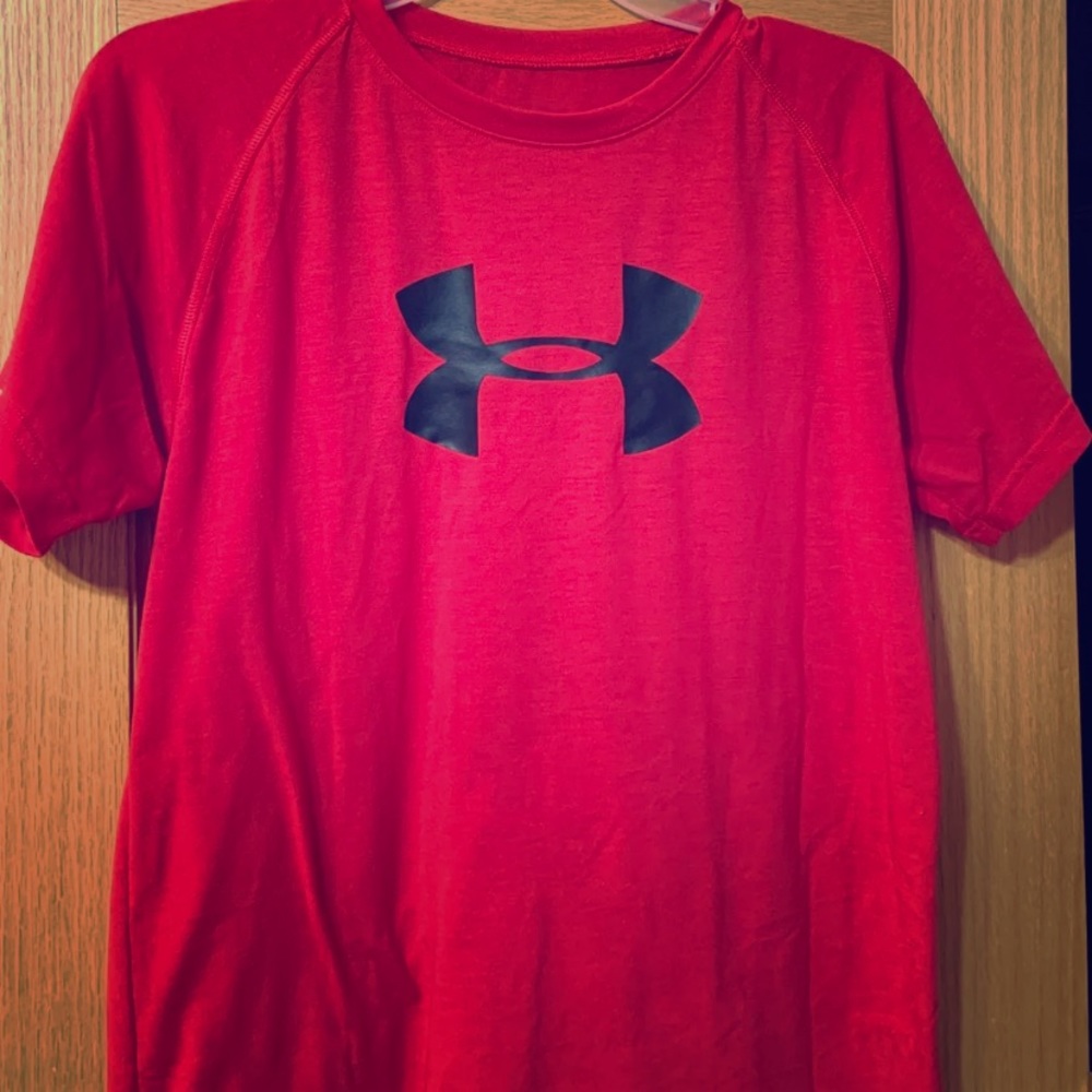 Under Armour heat gear tshirt